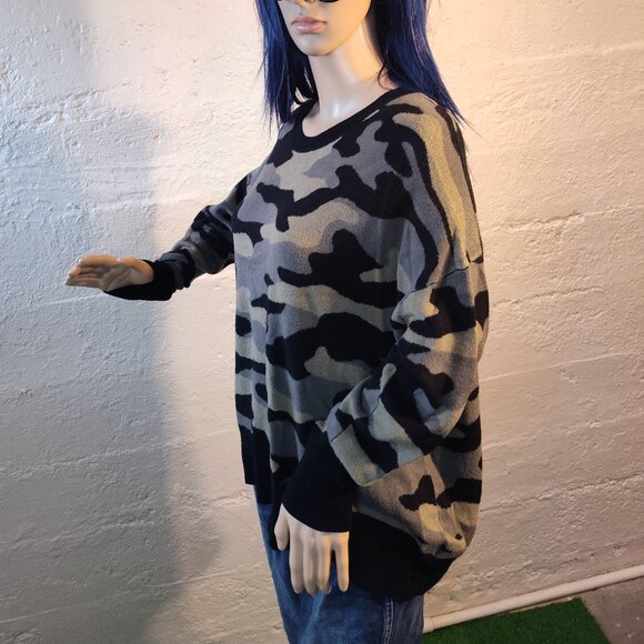 Isaac Mizrahi NY Olive Green Black Camo Long Sleeve Soft Knit Sweater Size XXL - Picture 5 of 12